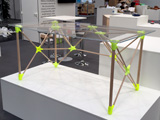 »Party Printed Table« - Kombination aus 3D-Druck und Halbzeugen.