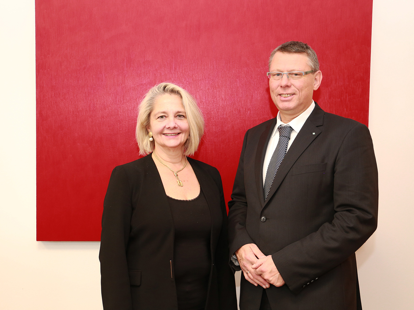 Prof. Dr. Ada Pellert, Rektorin der FernUniversität Hagen, und Prof. Dr. Görge Deerberg 