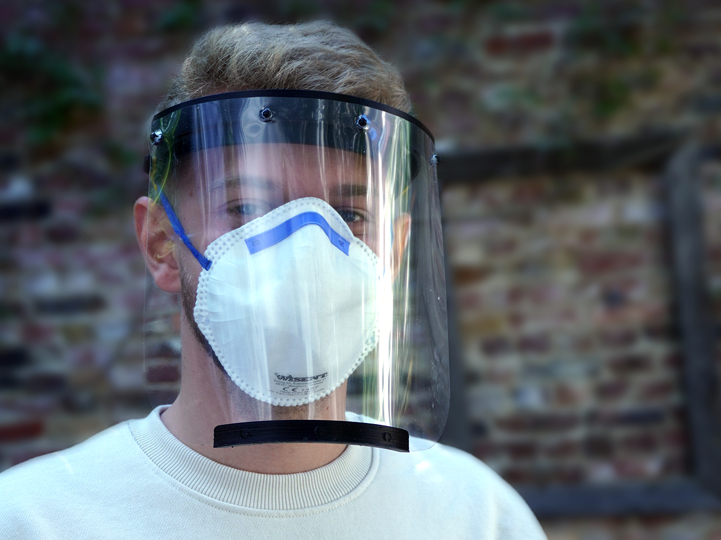 Ein zusätzlicher Schutz zur Mund-Nasen-Maske