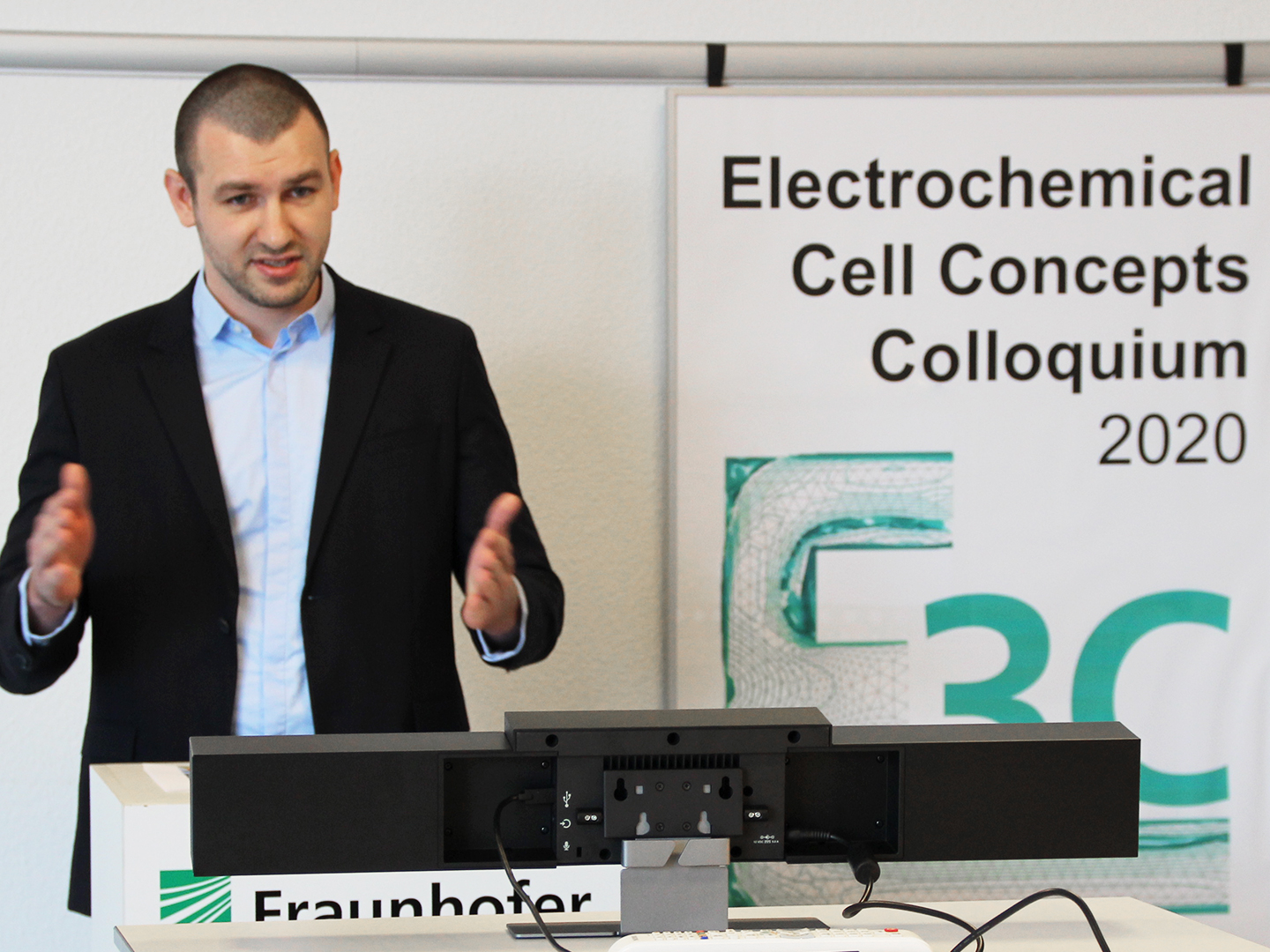 Jan Girschik, organizer of the virtual ˮElectrochemical Cell Concepts Colloquiumˮ, opened the event.